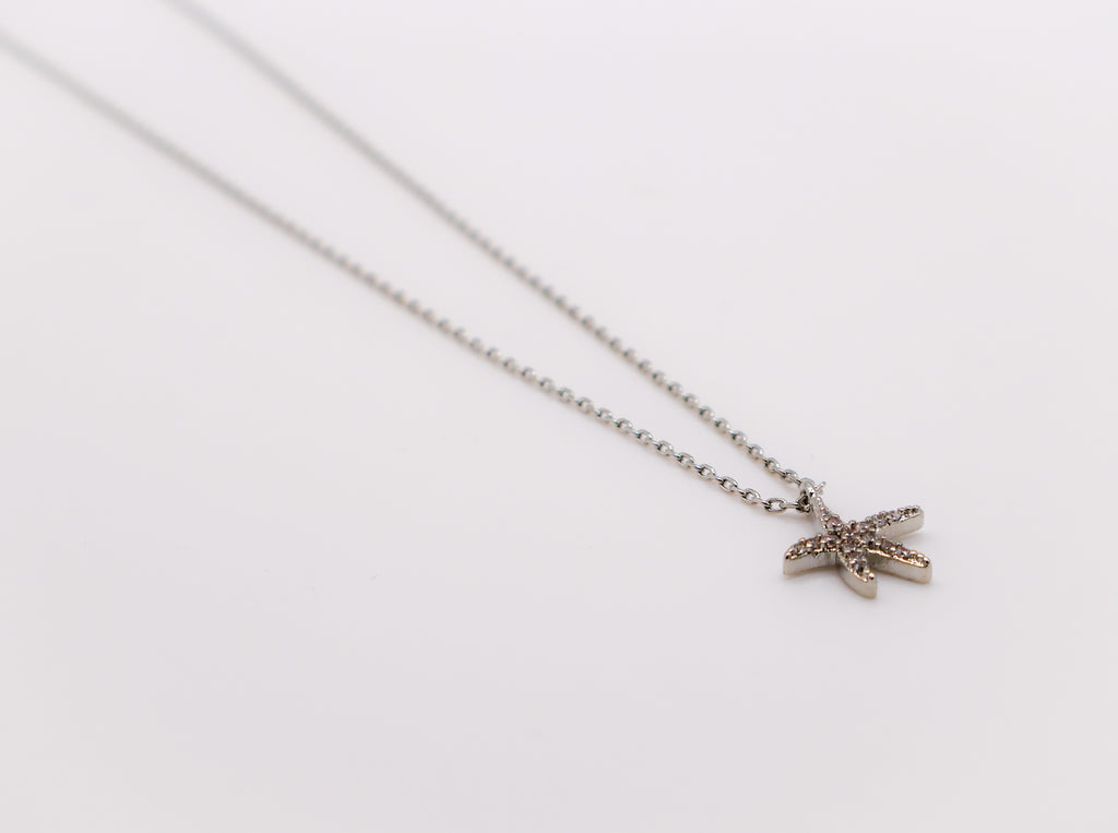 Le Réussi® Starry Seas Necklace – luxury blue gemstone statement necklace for women, elegant ocean-inspired fashion jewelry for special occasions