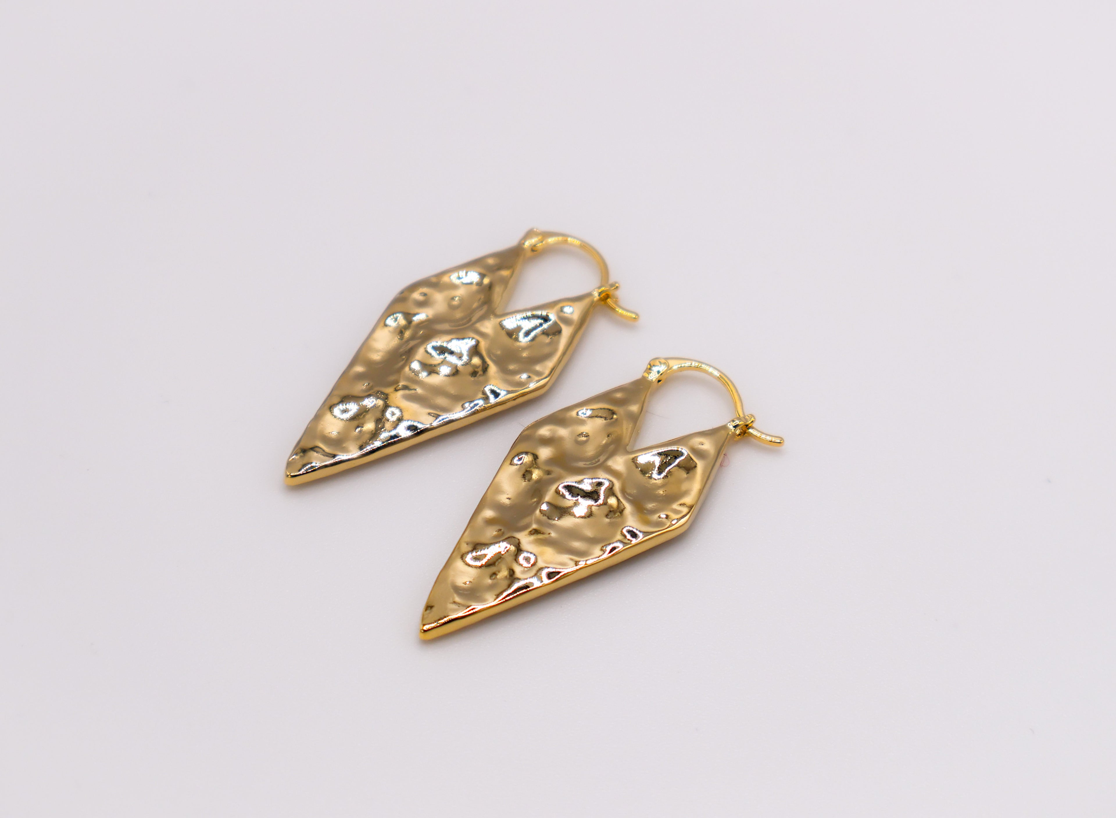Le Réussi® Gold Geometry Glam Earrings with modern geometric gold design