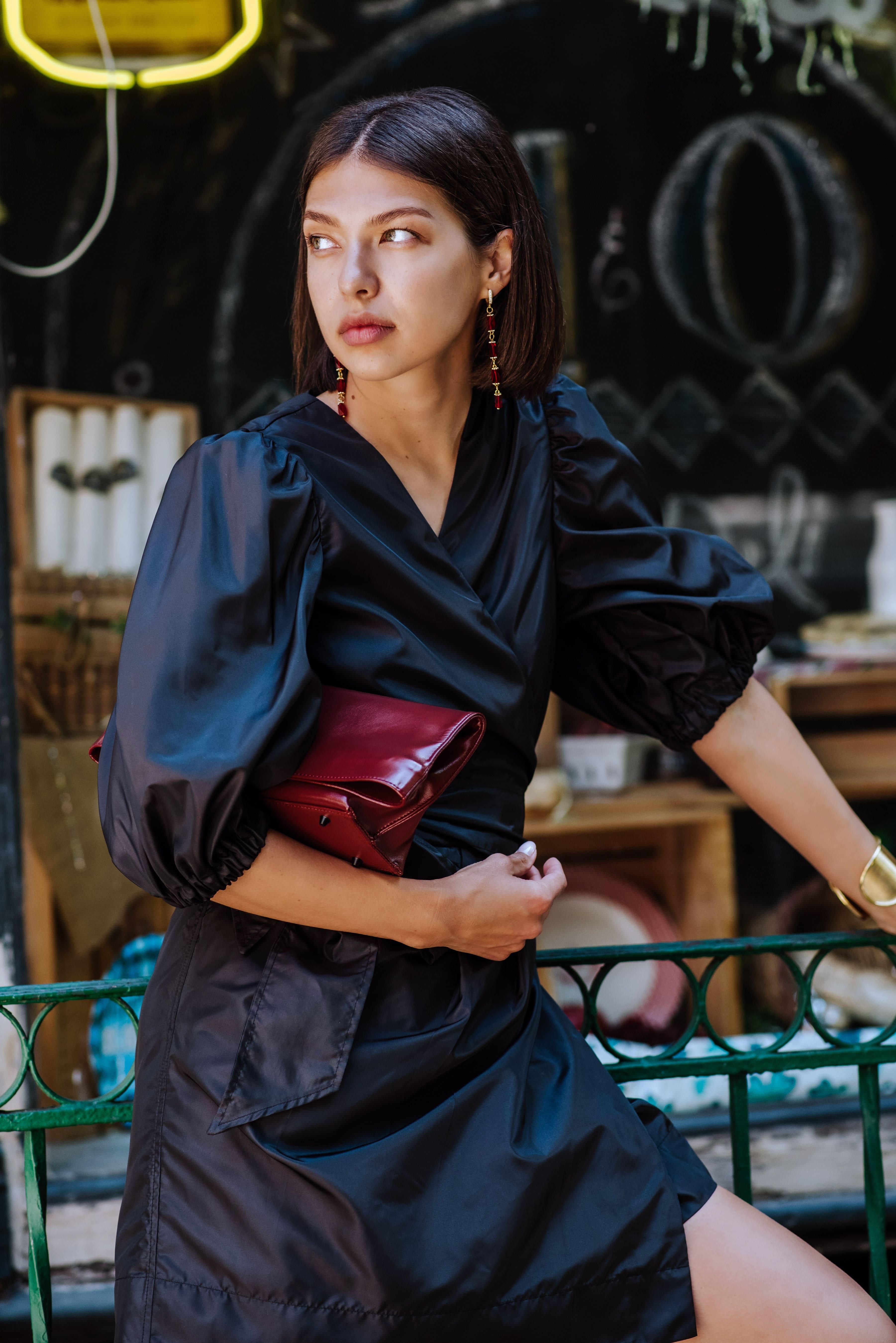 Le Réussi® Fashion - Black Lusso Wrap Dress pure luxury with timeless elegance.