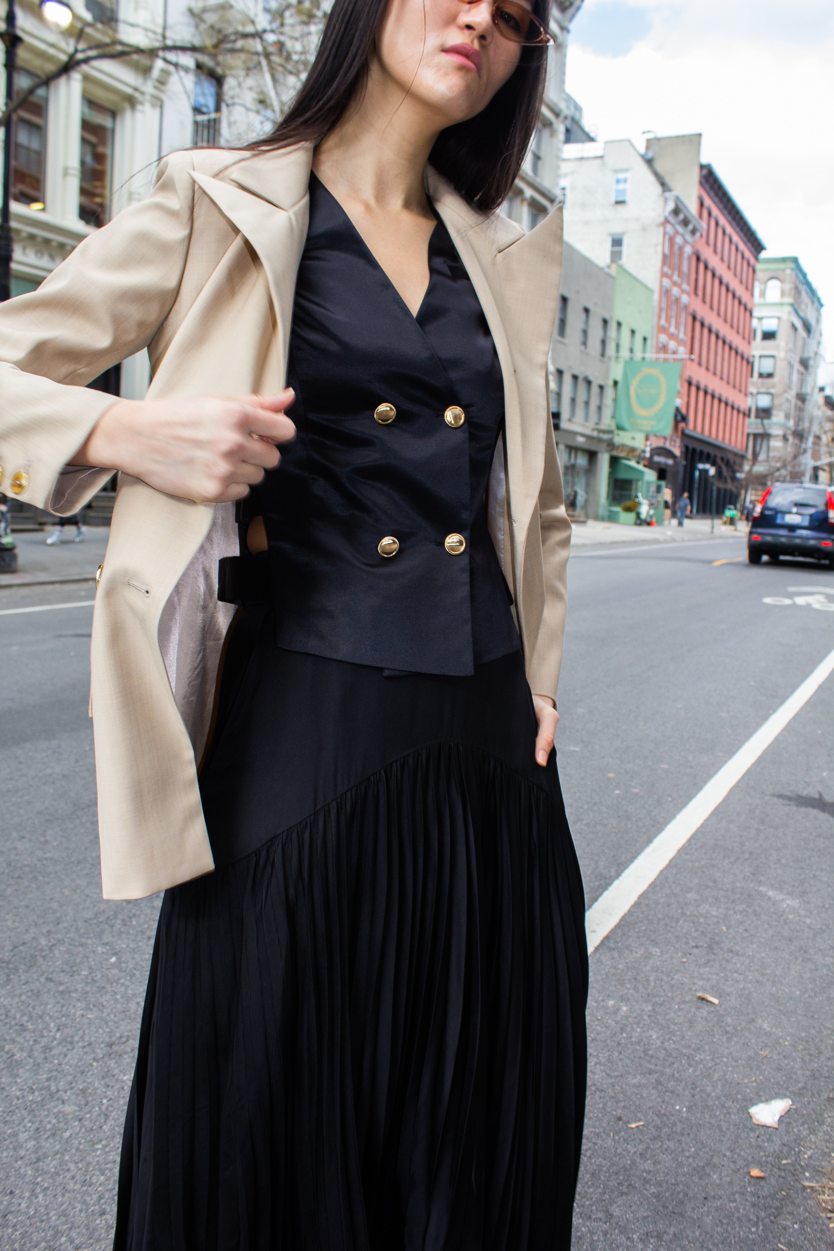 Le Réussi® Fashion - Audrey Black Top Chic and effortless, the Audrey Top exudes timeless elegance with a modern twist.