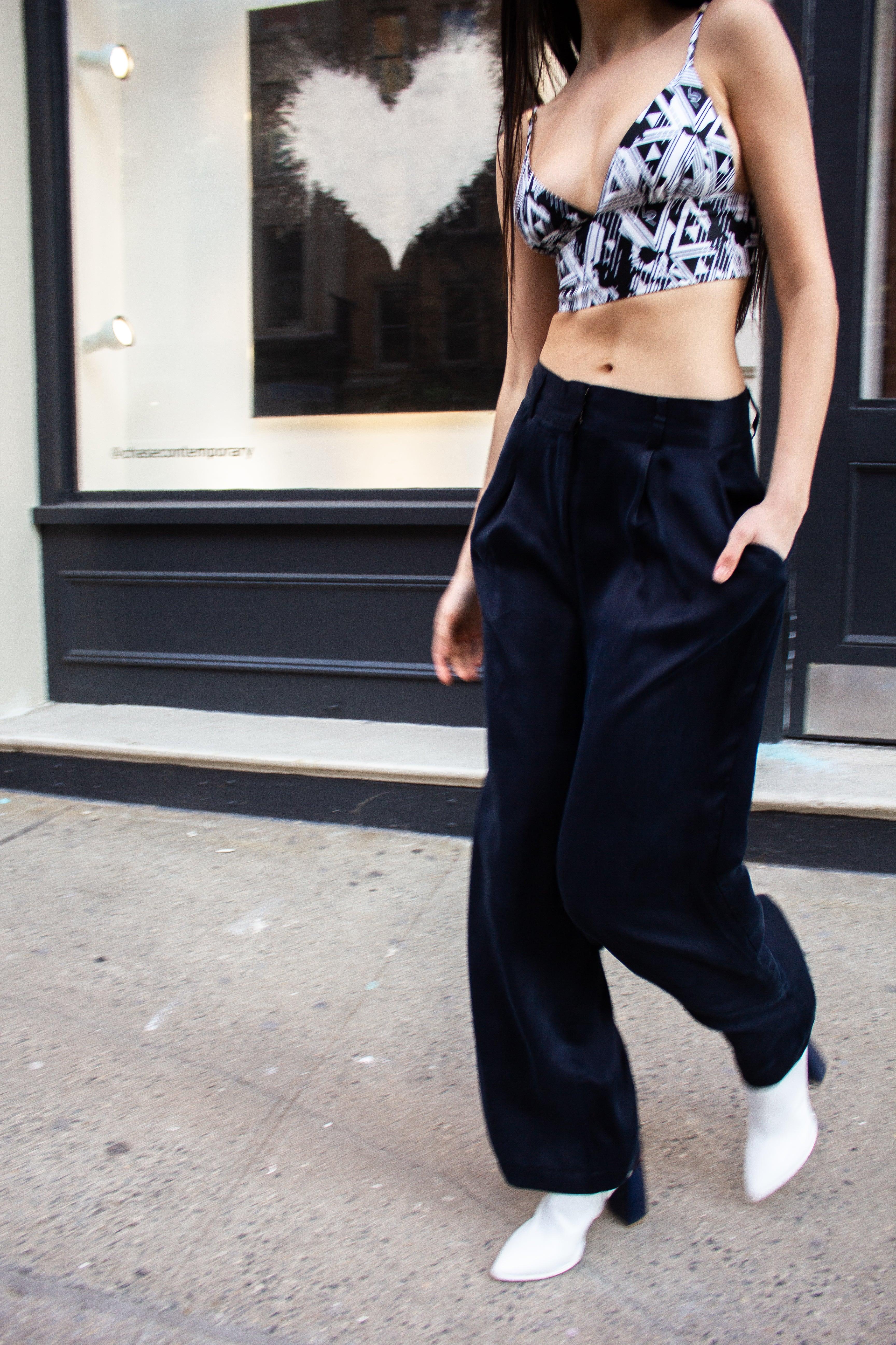  Le Réussi® Fashion-Remi Navy Wide-Leg Pants with luxury style tailoring, made from twill silk