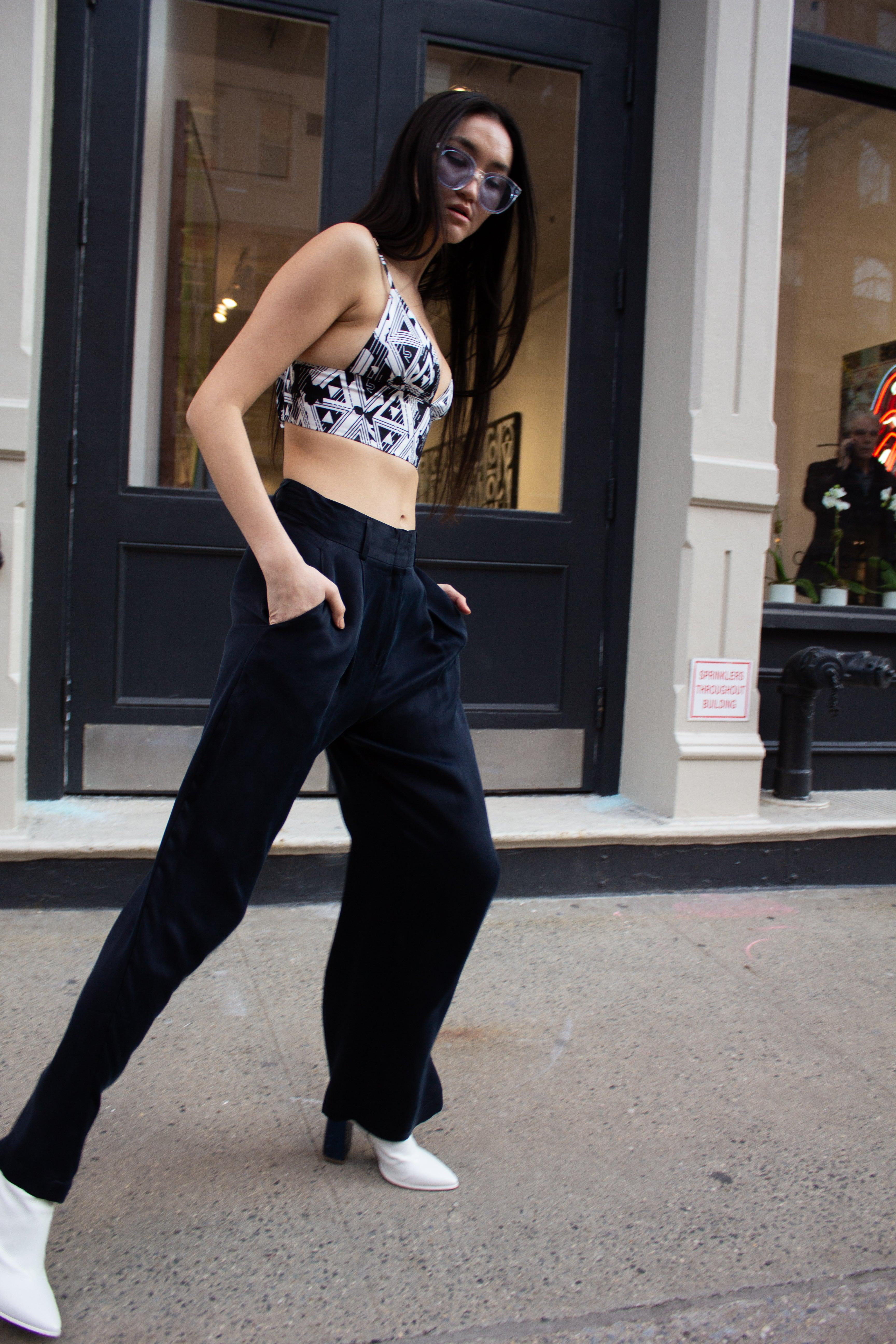  Le Réussi® Fashion-Remi Navy Wide-Leg Pants with luxury style tailoring, made from twill silk