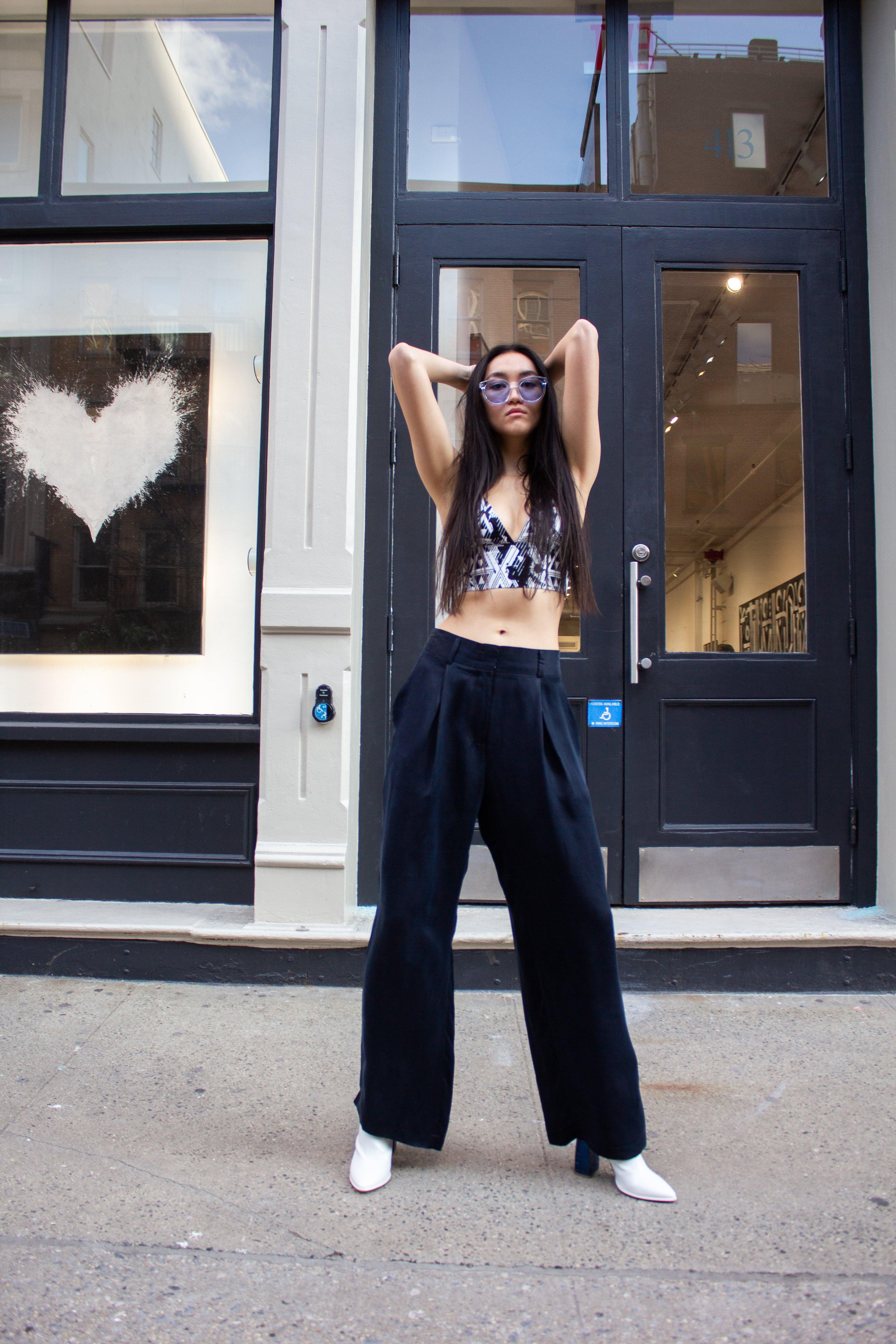  Le Réussi® Fashion-Remi Navy Wide-Leg Pants with luxury style tailoring, made from twill silk