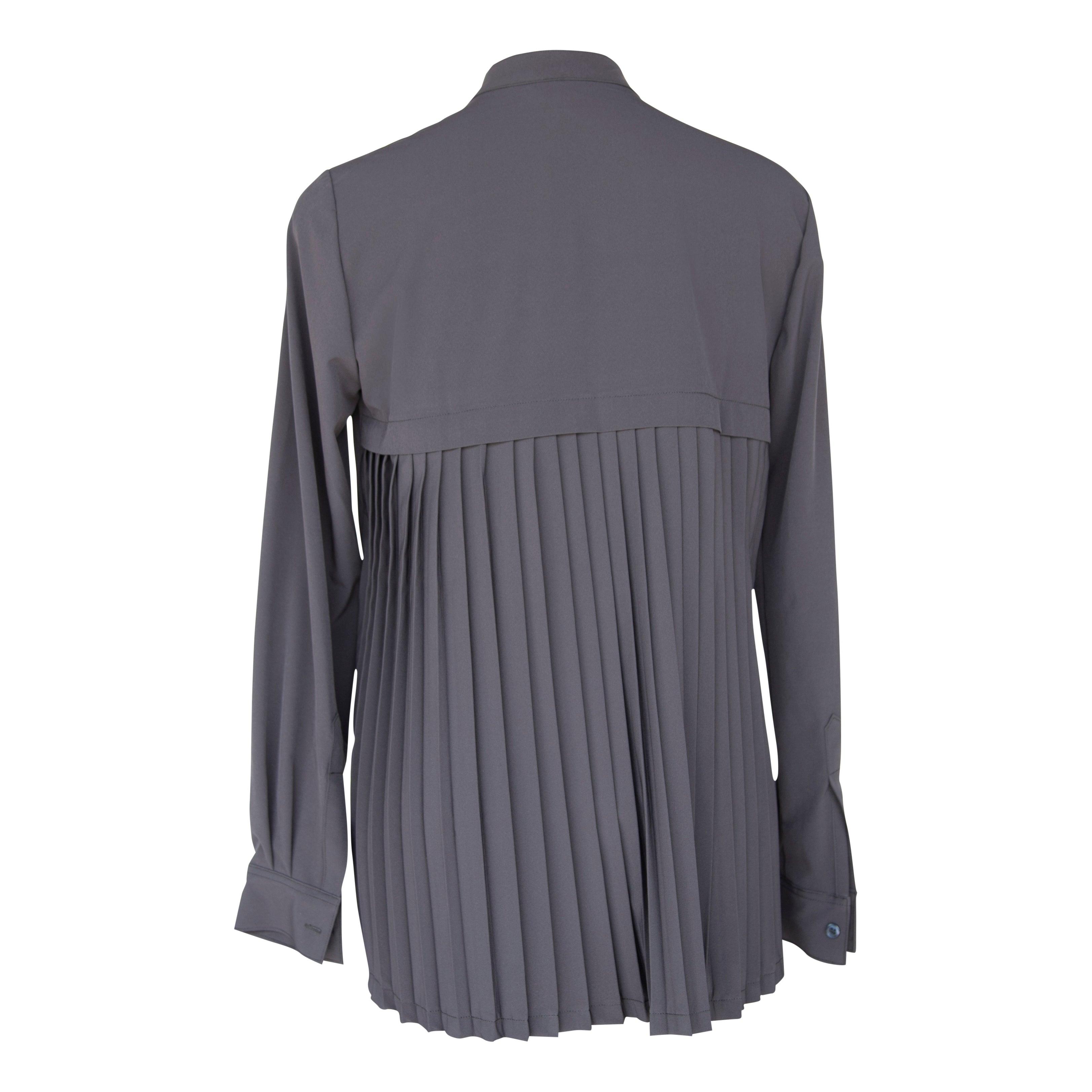 Le Réussi® Fashion - Stylish Pleated Blouse in Black refined elegance with a touch of luxury.