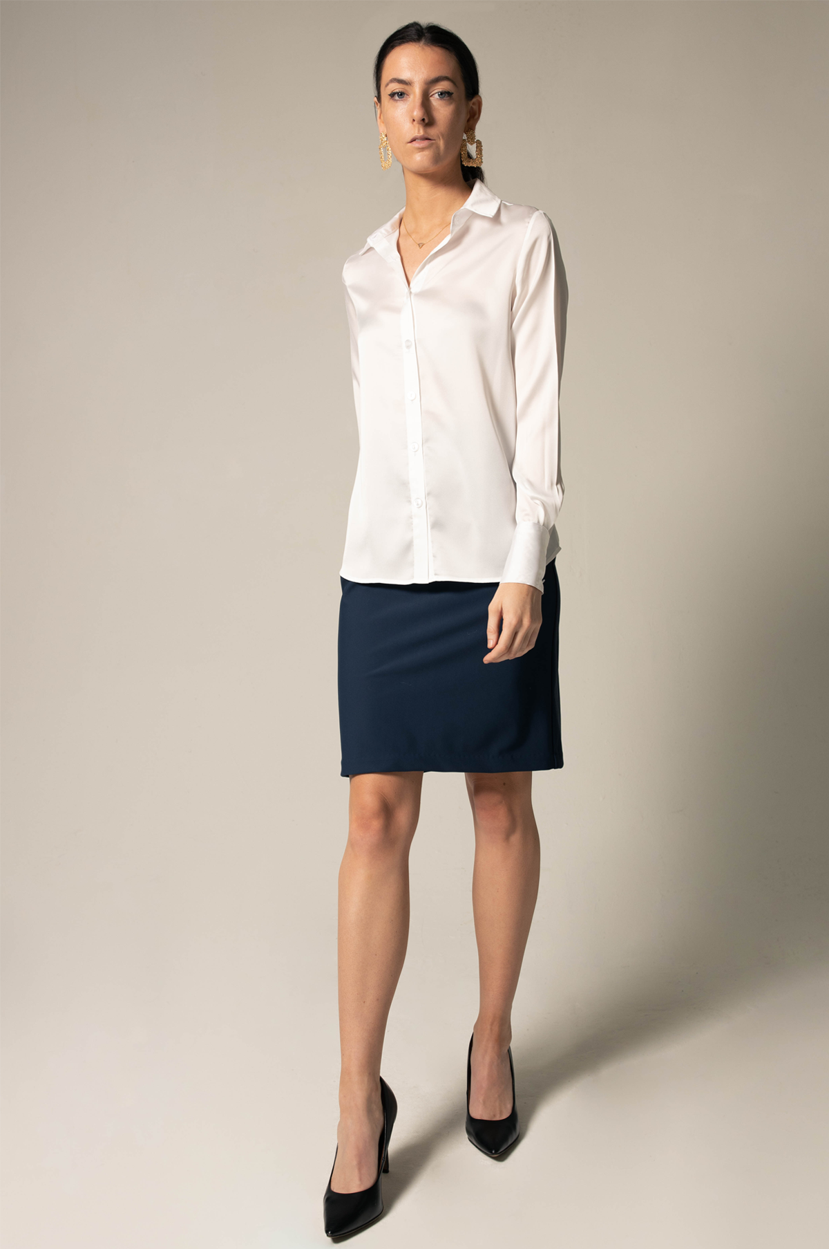 Le Réussi® Fashion -  Luxury Elegance Silk Blouse in White Timeless, sophisticated, and effortlessly chic.