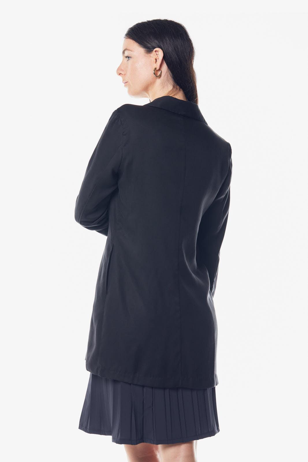 Le Réussi® Fashion - Women's Linen Long Jacket in Black effortless luxury with timeless sophistication.