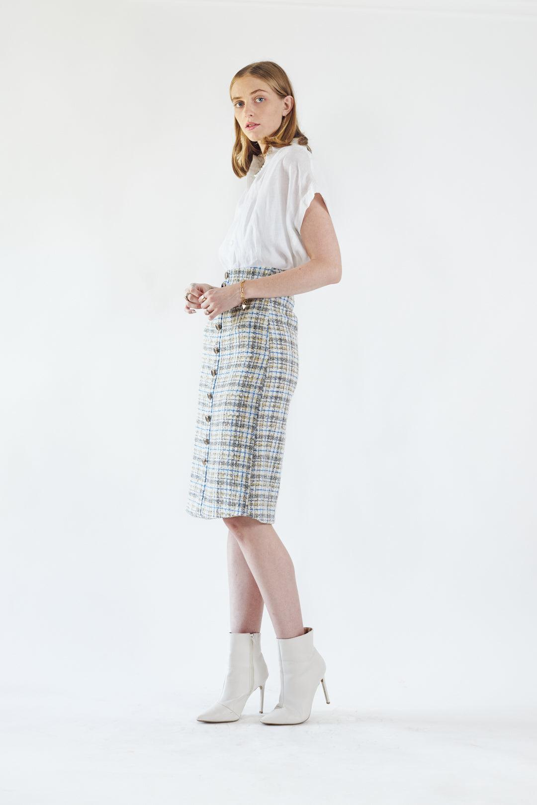 Le Réussi® Fashion - Luxe Plaid Tweed Pencil Skirt A Sophisticated Touch of Luxury and Elegance.
