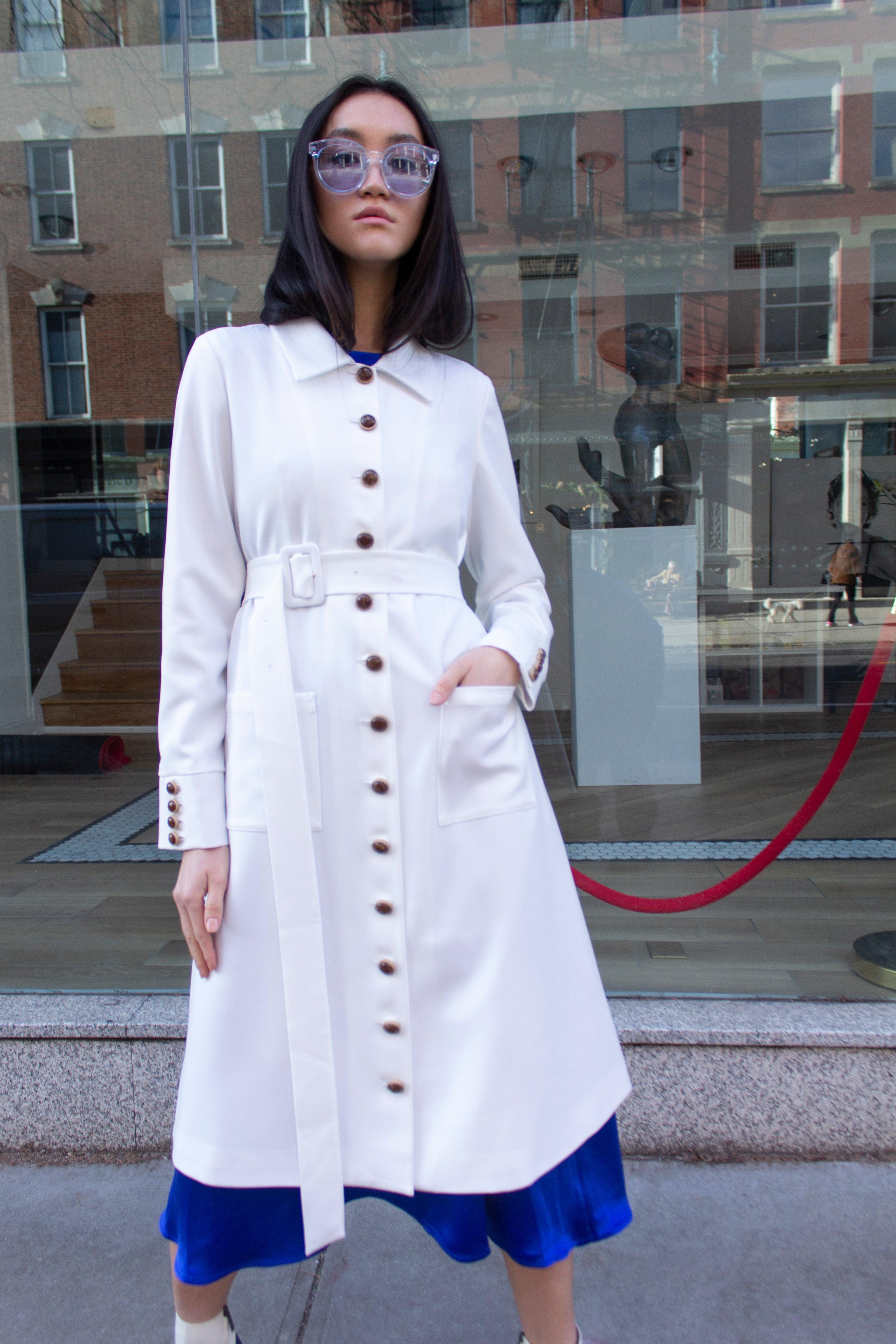 Le Réussi® Fashion - Monique White Coat an epitome of luxury and grace, tailored for timeless sophistication.